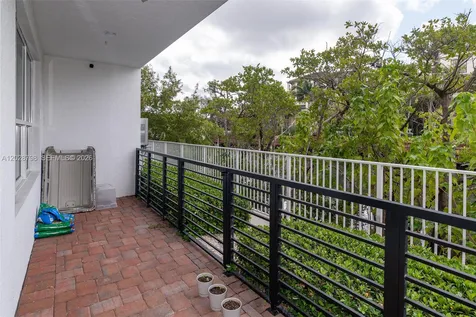 2900 NE 12th Terrace Oakland Park FL 33334