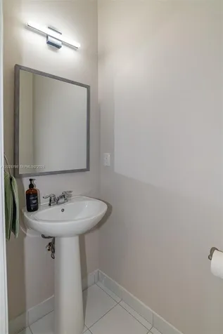 2900 NE 12th Terrace Oakland Park FL 33334