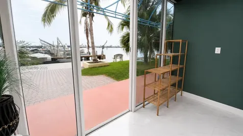 7601 E Treasure Drive North Bay Village FL 33141