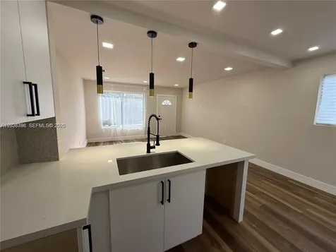 7821 NW 30th Street Davie FL 33024