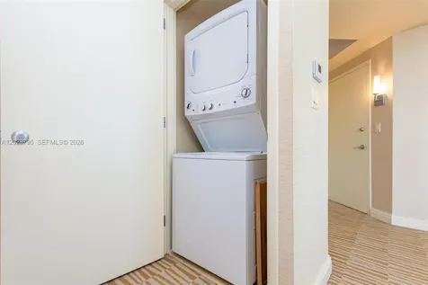 18001 Collins Avenue Sunny Isles Beach FL 33160
