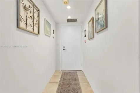800 West Avenue Miami Beach FL 33139