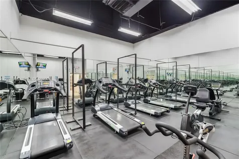 800 West Avenue Miami Beach FL 33139