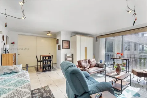 800 West Avenue Miami Beach FL 33139