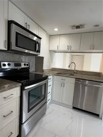 770 Claughton Island Drive Miami FL 33131