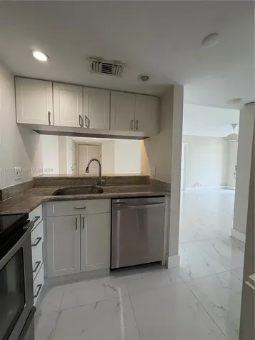 770 Claughton Island Drive Miami FL 33131
