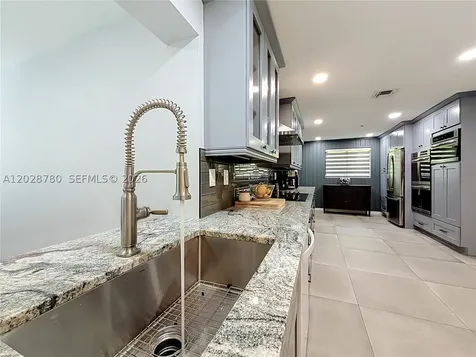 10460 NW 4th Street Plantation FL 33324