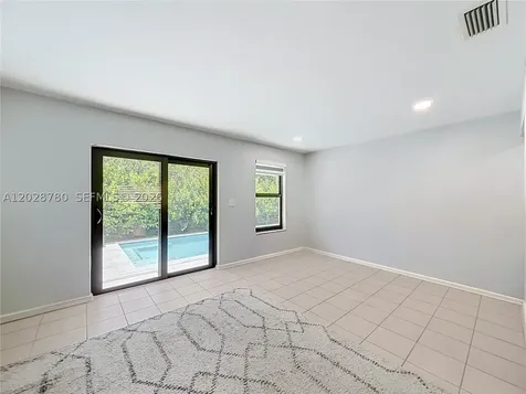 10460 NW 4th Street Plantation FL 33324