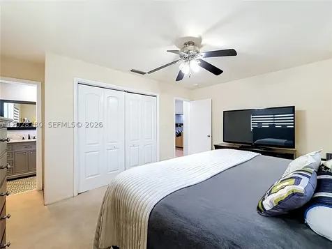 10460 NW 4th Street Plantation FL 33324