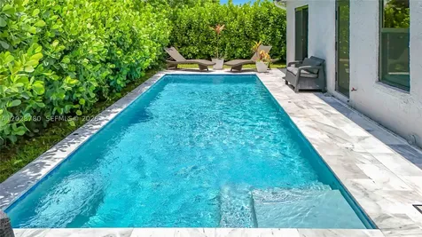 10460 NW 4th Street Plantation FL 33324