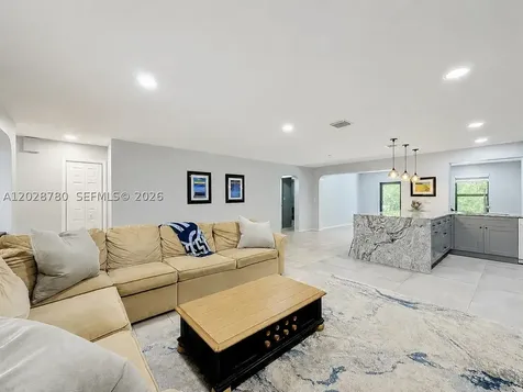 10460 NW 4th Street Plantation FL 33324