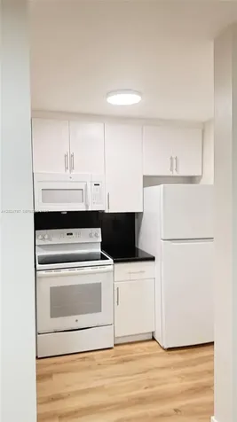 13965 SW 91st Terrace Miami FL 33186
