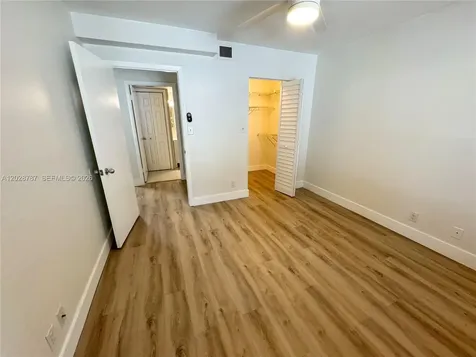 13965 SW 91st Terrace Miami FL 33186
