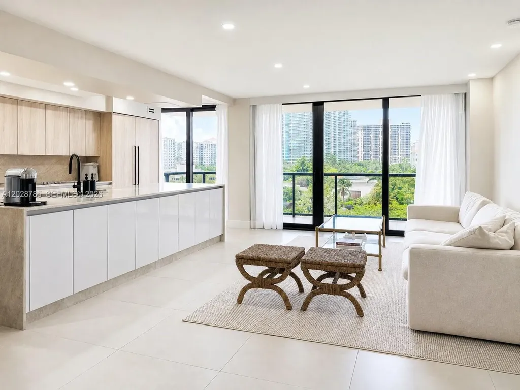 19667 Turnberry Way Aventura FL 33180