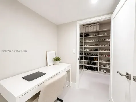19667 Turnberry Way Aventura FL 33180
