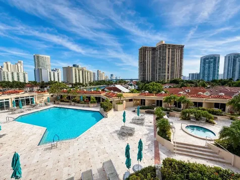 19667 Turnberry Way Aventura FL 33180