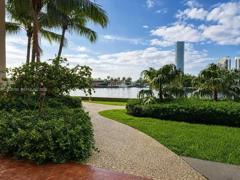19667 Turnberry Way Aventura FL 33180
