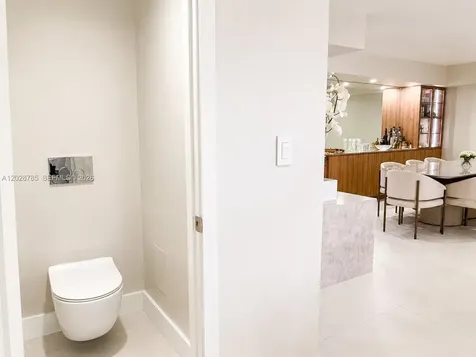 19667 Turnberry Way Aventura FL 33180