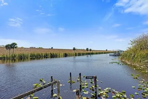 1422 Us Highway 441 Okeechobee FL 34974