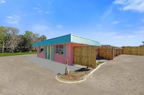1422 Us Highway 441 Okeechobee FL 34974