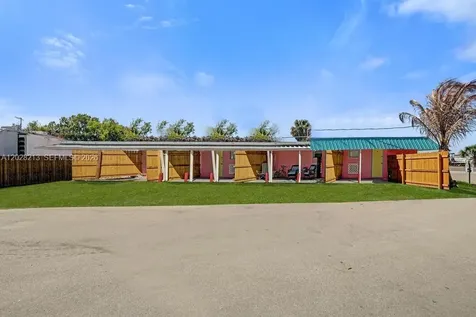 1422 Us Highway 441 Okeechobee FL 34974