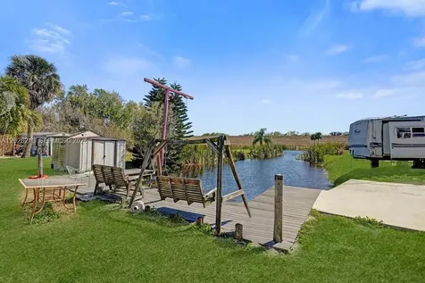 1422 Us Highway 441 Okeechobee FL 34974