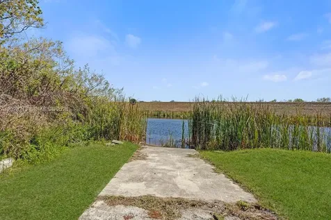 1422 Us Highway 441 Okeechobee FL 34974
