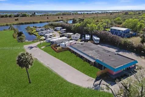 1422 Us Highway 441 Okeechobee FL 34974