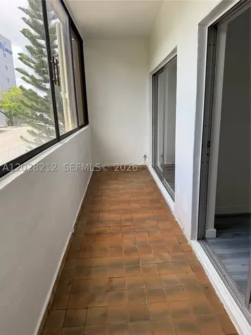 1555 W 44th Place Hialeah FL 33012