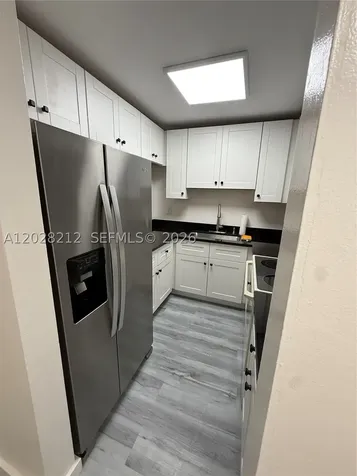 1555 W 44th Place Hialeah FL 33012