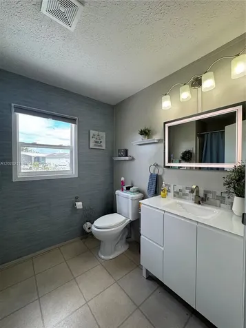 5015 SW 29 Street #60-8 Davie FL 33312