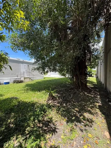5015 SW 29 Street #60-8 Davie FL 33312