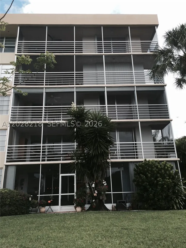 Pompano Beach FL 33069