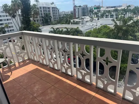 9700 E Bay Harbor Drive Bay Harbor Islands FL 33154