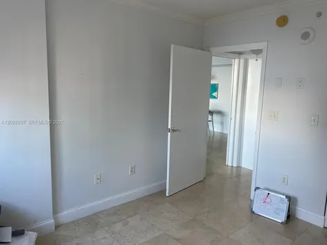 31 SE 5th Street Miami FL 33131