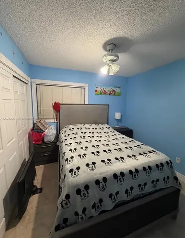 3956 W 9th Court Hialeah FL 33012