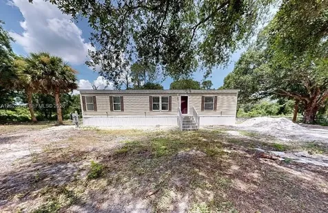 720 N Riverside Street Clewiston FL 33440