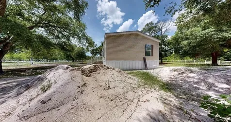 720 N Riverside Street Clewiston FL 33440