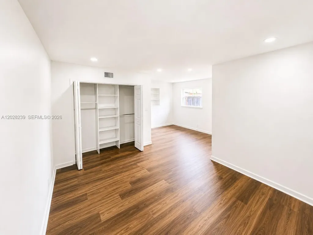 6560 Hayes Street Hollywood FL 33024