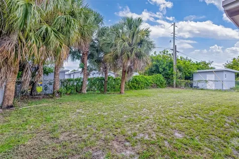 1570 W 13th Street Riviera Beach FL 33404