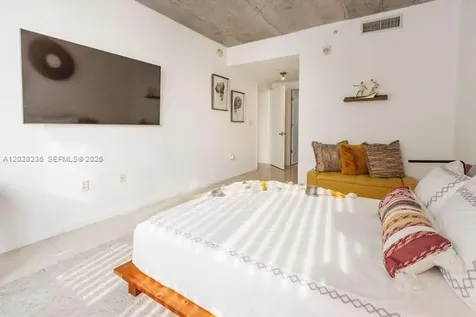 3250 NE 1st Avenue Miami FL 33137