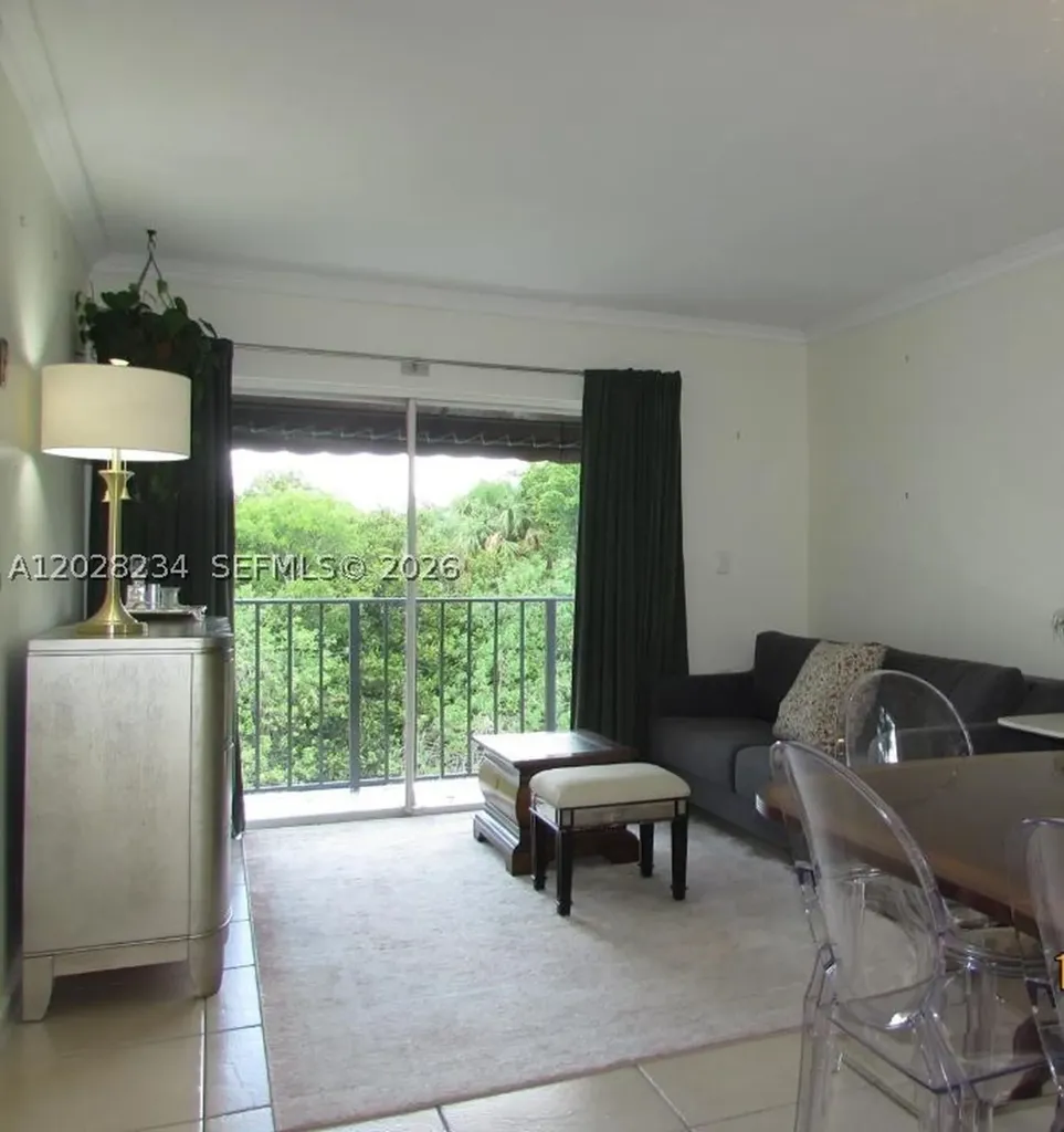 1141 Lake Victoria Drive Palm Beach FL 33411