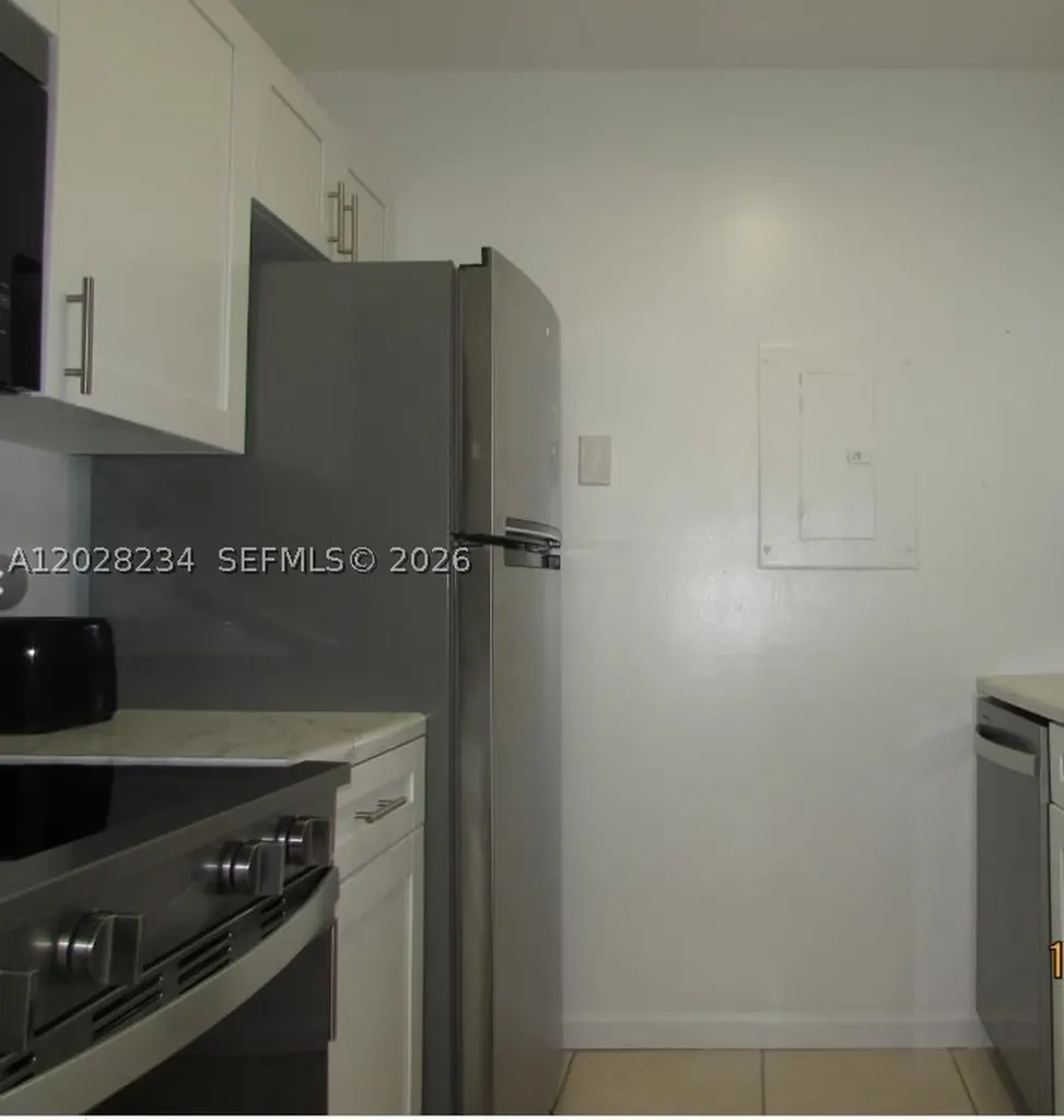1141 Lake Victoria Drive Palm Beach FL 33411