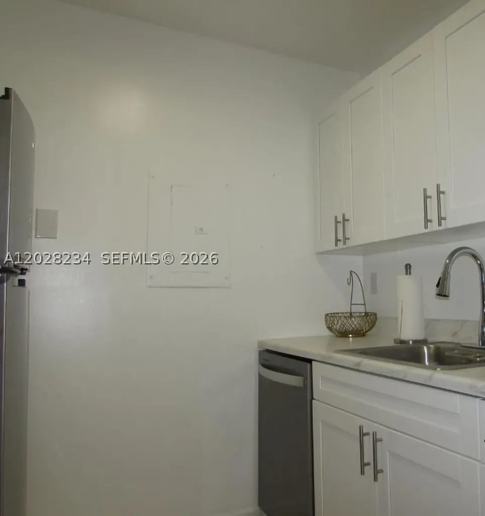 1141 Lake Victoria Drive Palm Beach FL 33411
