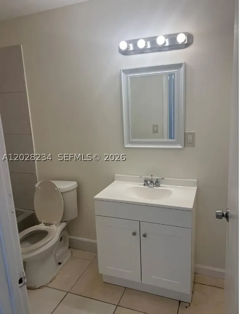 1141 Lake Victoria Drive Palm Beach FL 33411
