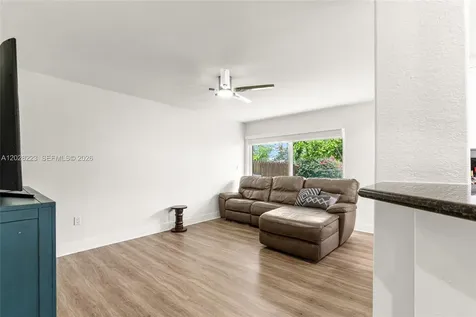 6014 SW 160th Avenue Miami FL 33193