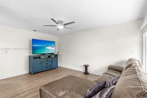 6014 SW 160th Avenue Miami FL 33193