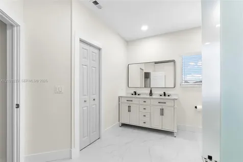 6014 SW 160th Avenue Miami FL 33193