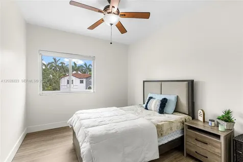 6014 SW 160th Avenue Miami FL 33193