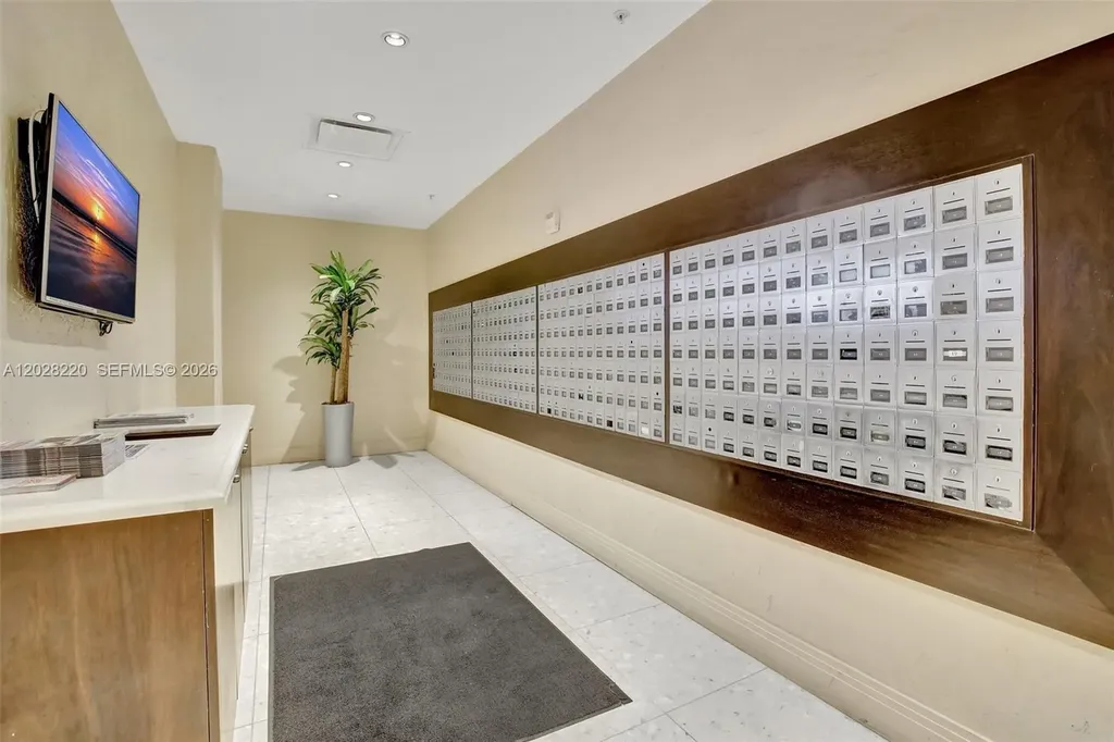 3801 S Ocean Drive Hollywood FL 33019